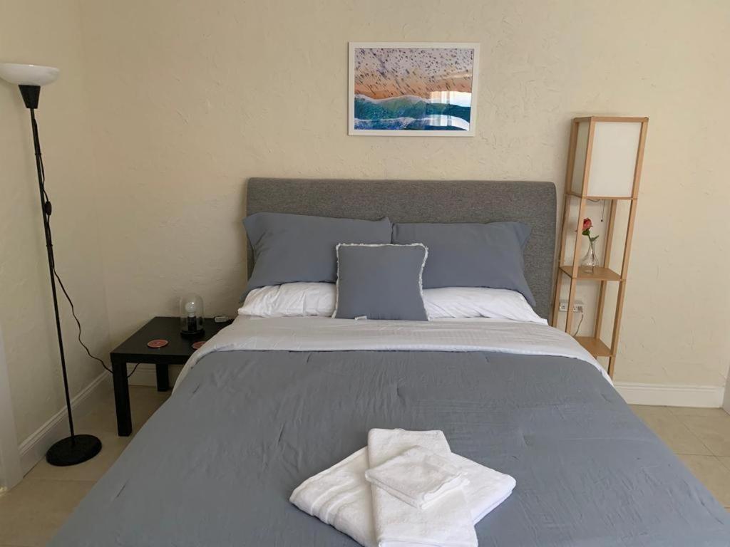 Pretty Private Room, Near The Airport - Free Parking - 01 Miami Exterior photo